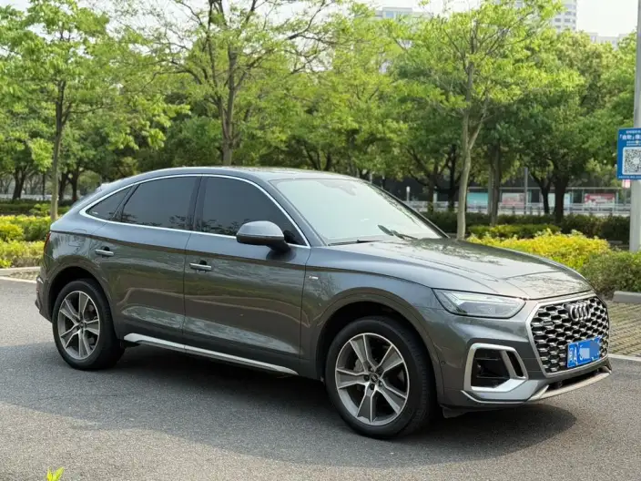 Audi Q5L Sportback 2022 Model 40 TFSI Luxury Model