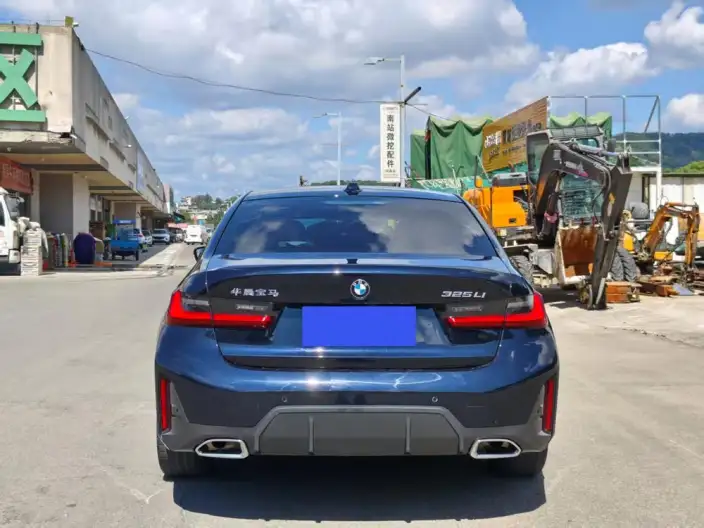 BMW 3 Series 2023 Model 325Li M Sports Set – фото 5