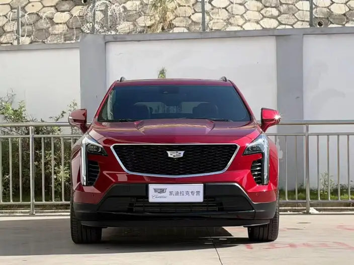 Cadillac XT4 2022 Model 28T 4WD Platinum edition