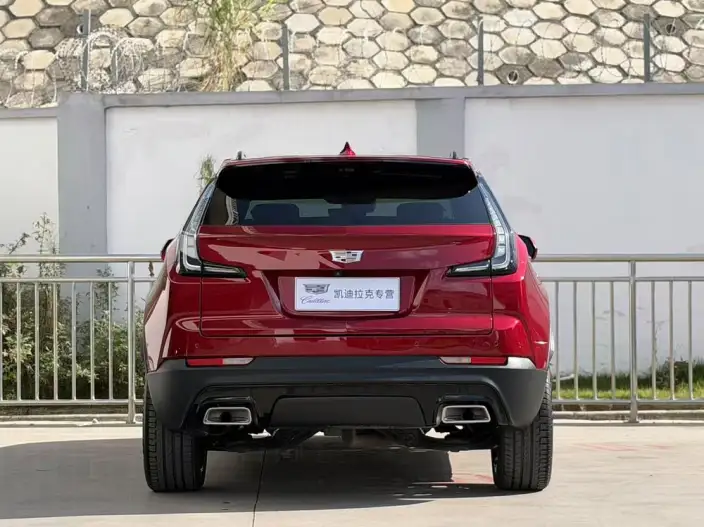 Cadillac XT4 2022 Model 28T 4WD Platinum edition