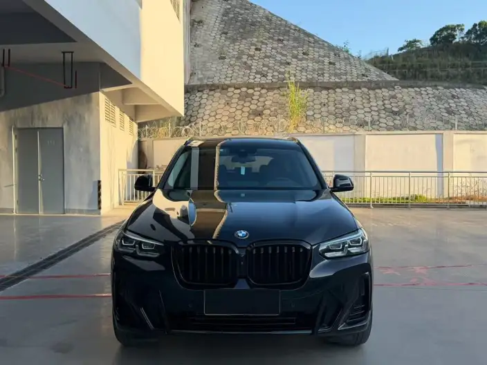 BMW X3 2023 Model xDrive30i Leading Model M Night Set – фото 2