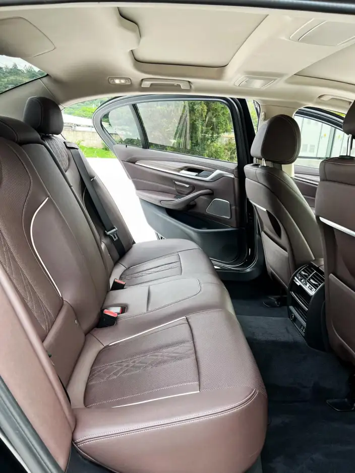 BMW 5 Series 2022 Model 530Li Leading Model Luxury Set – фото 6