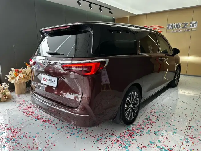 Buick GL8 2022 Model ES Luzun 653T Luxury Model – фото 6