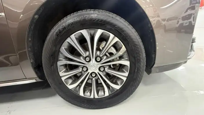 Buick GL8 2023 Model Business class 2.0T Comfort Model – фото 7