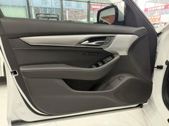 Cadillac CT5 2022 Model 28T Noble Model – фото 7