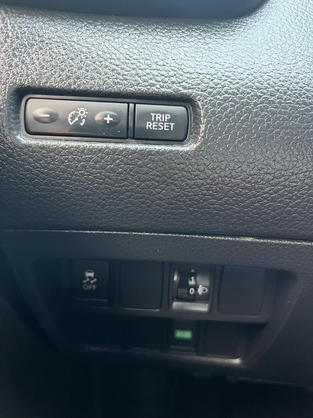 Nissan Qashqai 2016 2.0L CVT Elite – фото 6
