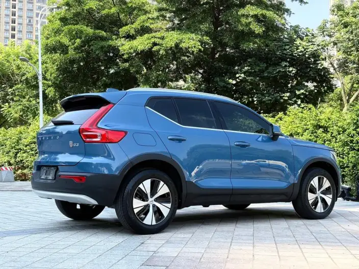 Volvo XC40 2023 Model B3 Smart Range Deluxe Edition – фото 6