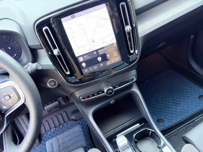 Volvo XC40 2023 Model B3 Smart Range Deluxe Edition – фото 7