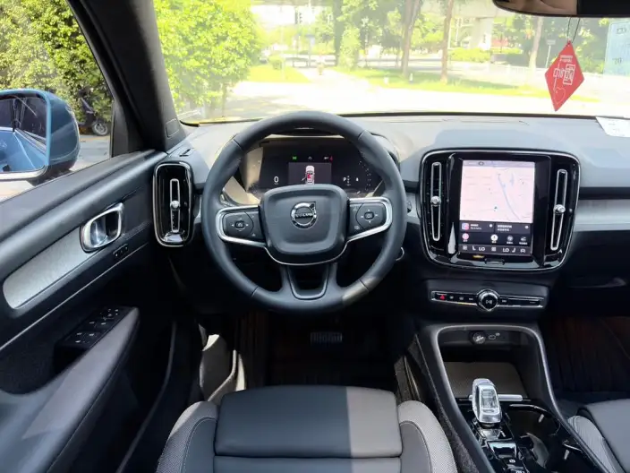 Volvo XC40 2023 Model B3 Smart Range Deluxe Edition – фото 10