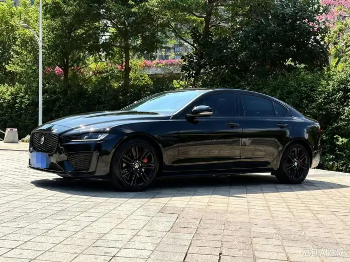 Jaguar XE L 2025 Model 2.0T 250PS R-DYNAMIC 90th Anniversary Collector Edition Edition