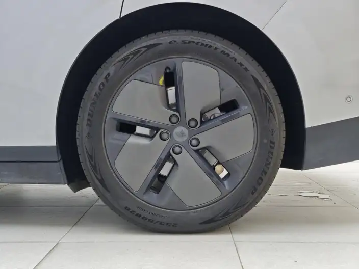 Li Auto i6 2025 Model 2WD Standard Edition – фото 9