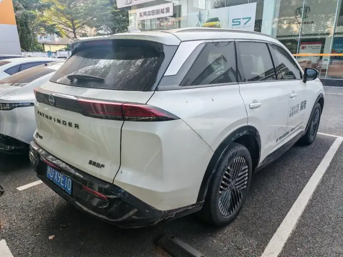 Nissan Pathfind 2024 Model 380VC-TURBO 4WD Smart Driving Edition VI seat
