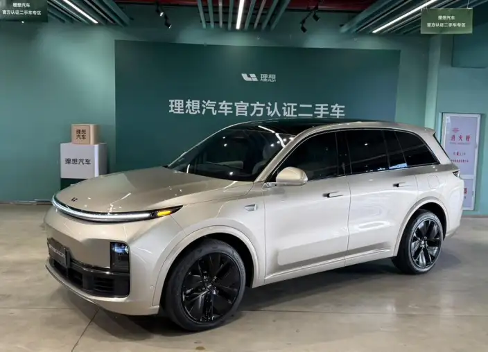 Li Auto L8 2023 Model Air Edition