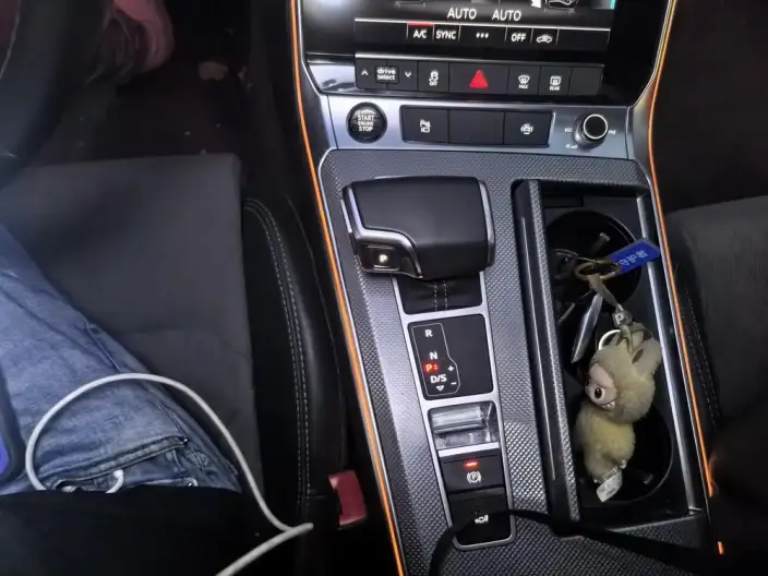 Audi A6L 2022 Model 40 TFSI Luxury Dynamic Model – фото 9