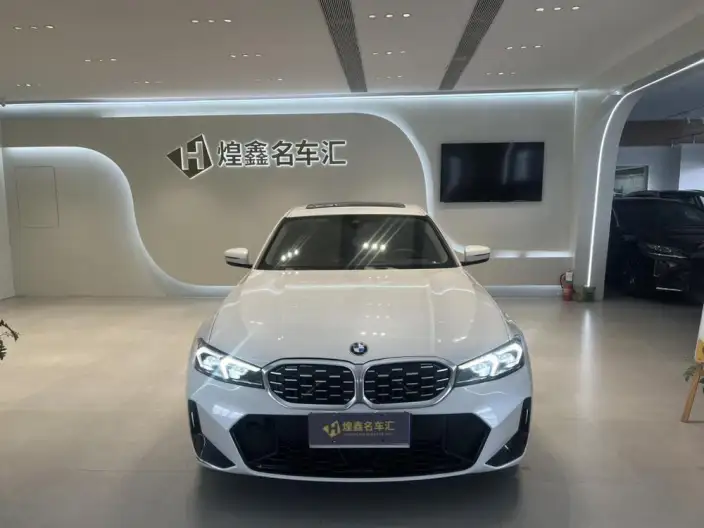 BMW 3 Series 2025 Model 325Li M Sports Set – фото 2