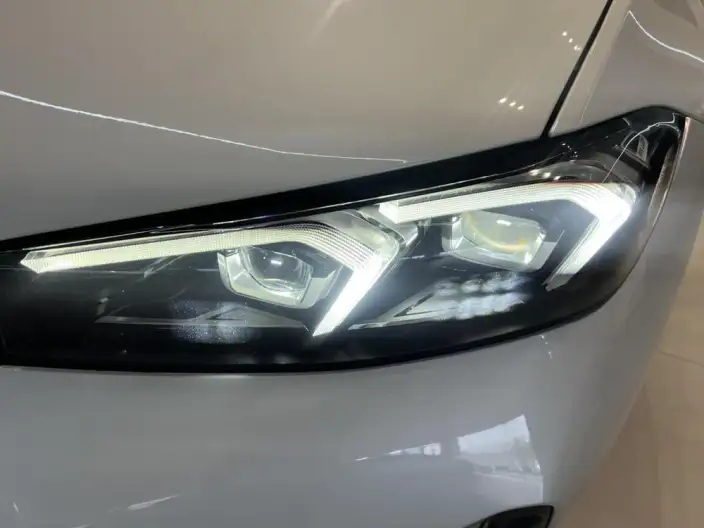BMW 3 Series 2025 Model 325Li M Sports Set – фото 6