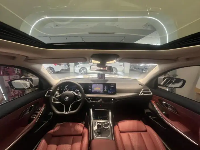 BMW 3 Series 2025 Model 325Li M Sports Set – фото 10
