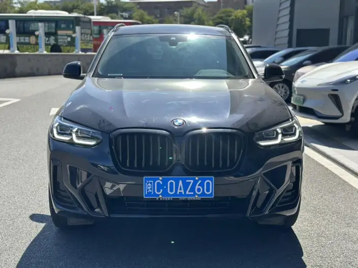 BMW X3 2023 Model xDrive30i Exclusive Model M Night Set – фото 2