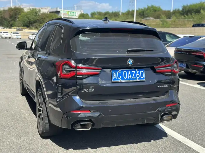 BMW X3 2023 Model xDrive30i Exclusive Model M Night Set – фото 4