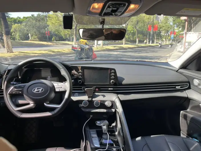 Hyundai Ioniq 2023 Model 1.5L CVT GLX Elite Edition – фото 8