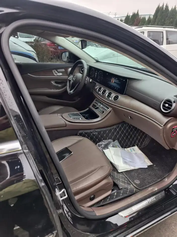 Mercedes-Benz E-Class 2023 Model E 300 L Luxury Model sedan – фото 9