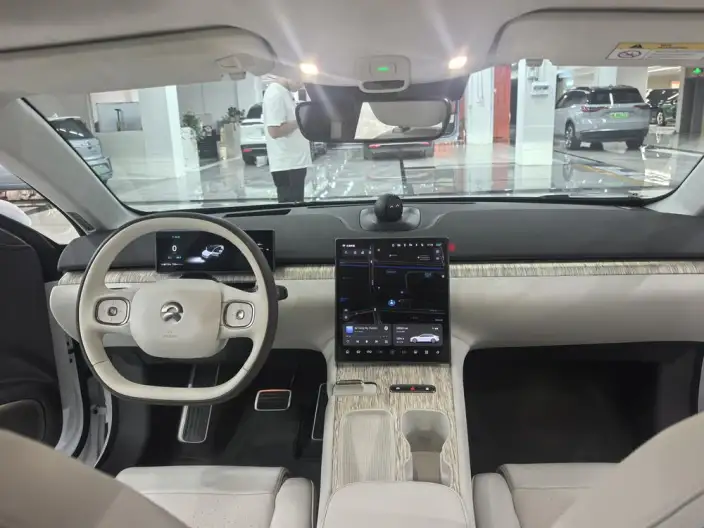 NIO ET7 2021 Model 100kWh First Edition Edition – фото 6