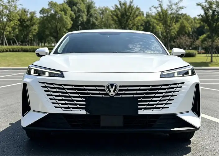Changan Eado 2024 Model 1.5T DCT Changxiang Edition – фото 2