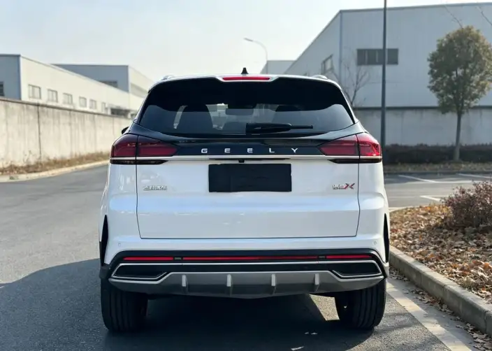 Geely Boyue 2022 Model Geely Boyue X 1.8TD DCT Smart Prestige Model – фото 6