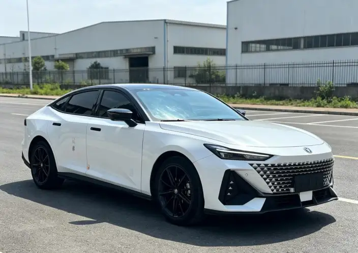 Changan UNI-V 2023 Model 1.5T Exclusive Model