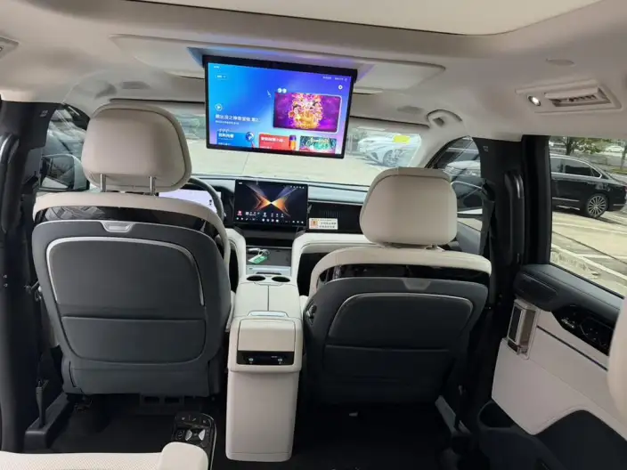 Xia 2026 Model DM-i 218KM Excellence Model – фото 10
