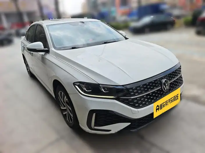 Volkswagen Lavida 2024 Model 1.5L Automatic Starry Sky Five Million Edition – фото 3
