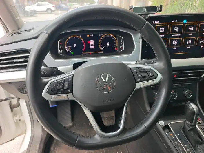 Volkswagen Lavida 2024 Model 1.5L Automatic Starry Sky Five Million Edition – фото 7