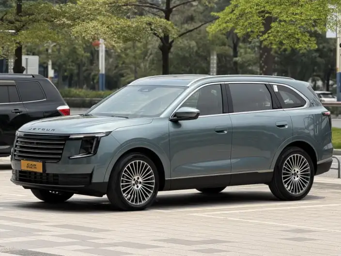 Jetour X70 L 2026 Model 2.0TD 8AT Flagship Model