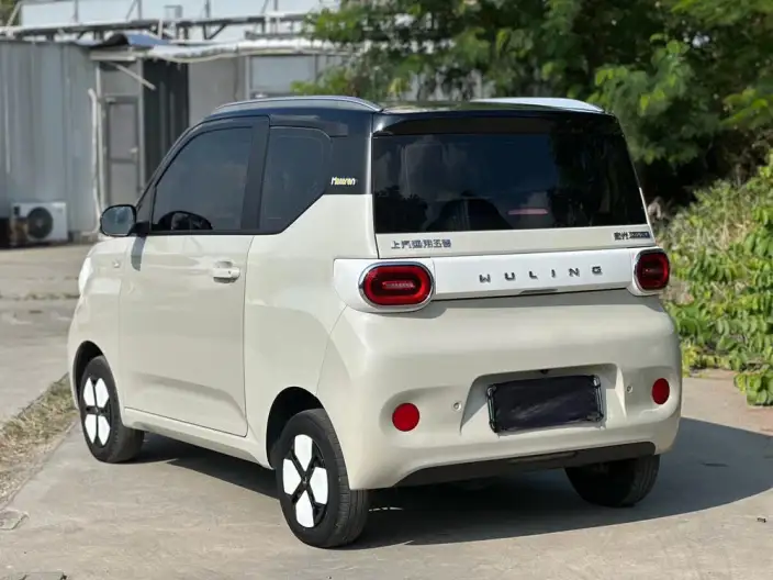 Wuling Hongguang MINIEV 2024 Model 215km Advanced version Lithium Iron Phosphate
