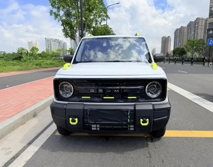 Panda 2025 Model 210km Panda Knight