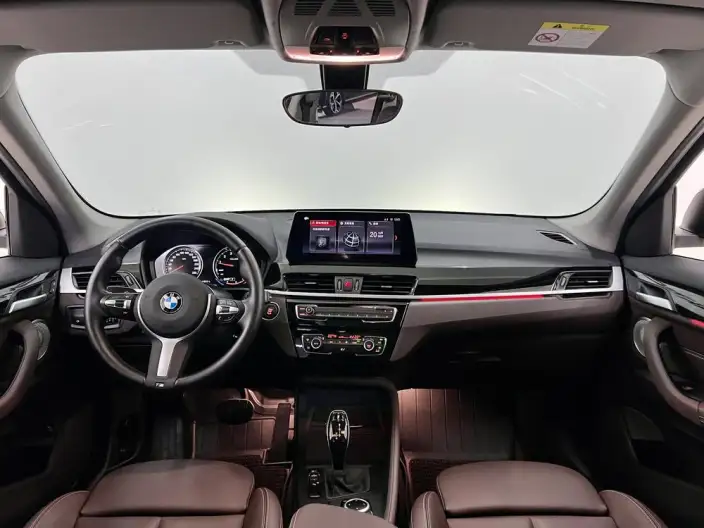 BMW X1 2022 Model sDrive25Li Leading Model – фото 7
