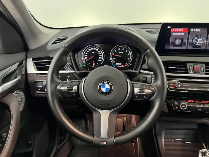 BMW X1 2022 Model sDrive25Li Leading Model – фото 8