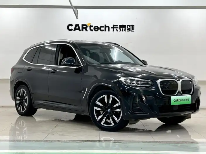 BMW iX3 2023 Model Leading Model – фото 3