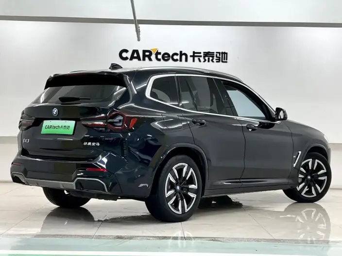 BMW iX3 2023 Model Leading Model – фото 7