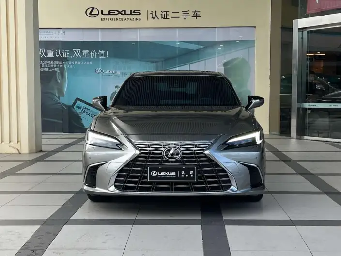 Lexus ES 2025 Model 200 Premium