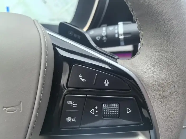 BYD Han EV 2025 Model 701KM LiDAR Smart Driving Model – фото 9
