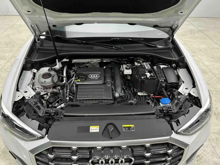AUDI Q3 2023 Model 35 TFSI Fashion Dynamic Model – фото 8