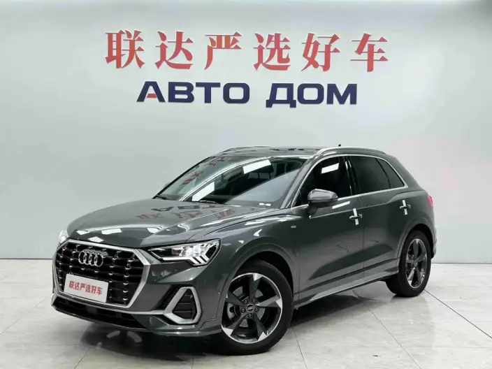 AUDI Q3 2022 Model 35 TFSI Fashion Dynamic Model