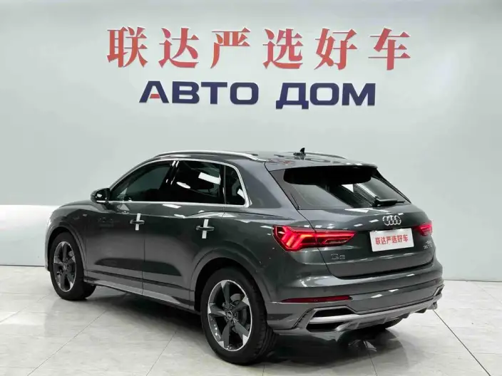 AUDI Q3 2022 Model 35 TFSI Fashion Dynamic Model