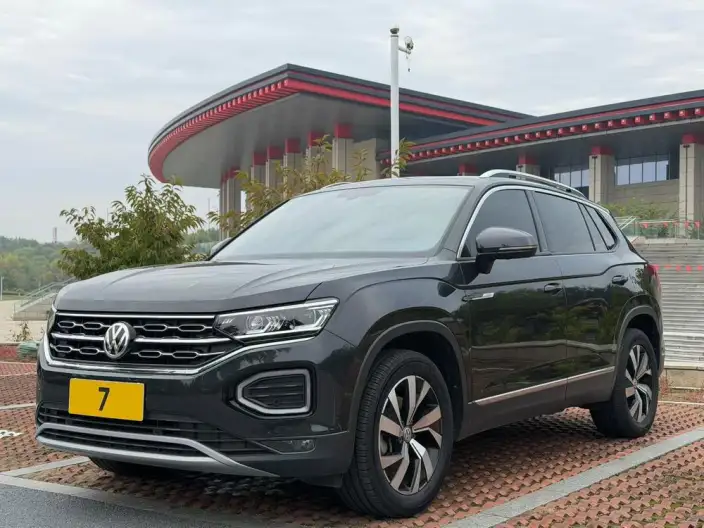 Volkswagen Tayron 2021 Model 330TSI 2WD Luxury Zhilian Edition – фото 1