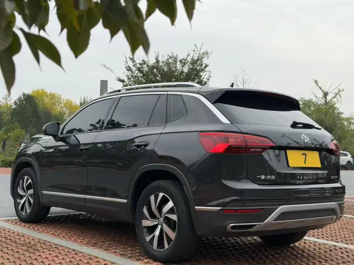 Volkswagen Tayron 2021 Model 330TSI 2WD Luxury Zhilian Edition – фото 4