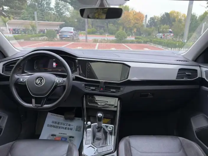 Volkswagen Tayron 2021 Model 330TSI 2WD Luxury Zhilian Edition – фото 7