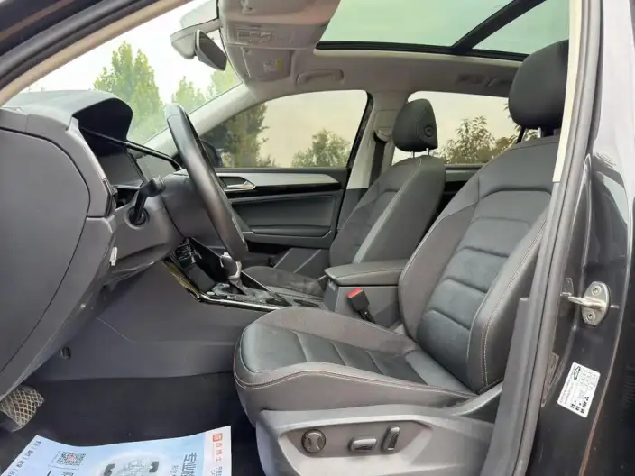 Volkswagen Tayron 2021 Model 330TSI 2WD Luxury Zhilian Edition – фото 8