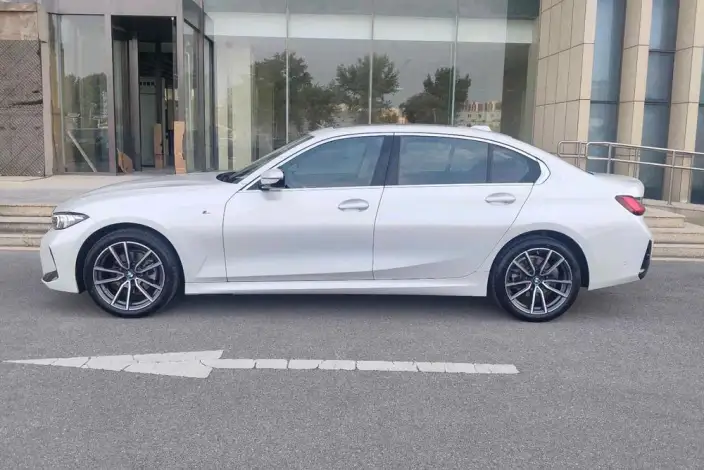 BMW 3 Series 2025 Model 325Li M Sports Set