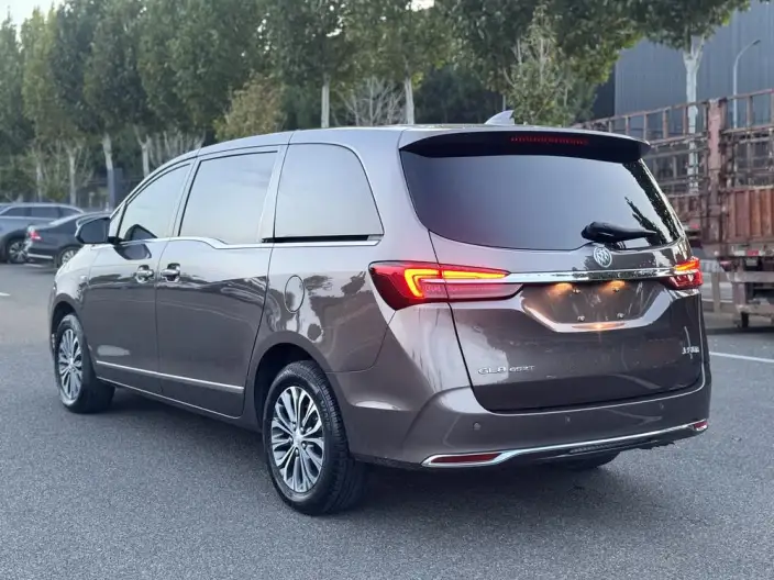 Buick GL8 2022 Model Facelift Business class 652T Smart Luxury Model